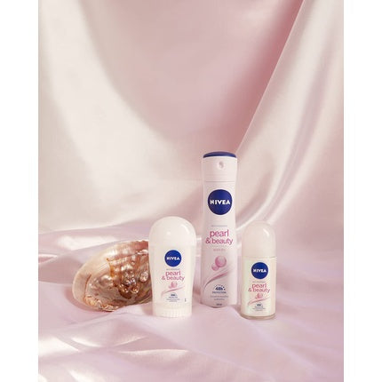 Antiperspirant Nivea Pearl & Beauty roll-on 50ml