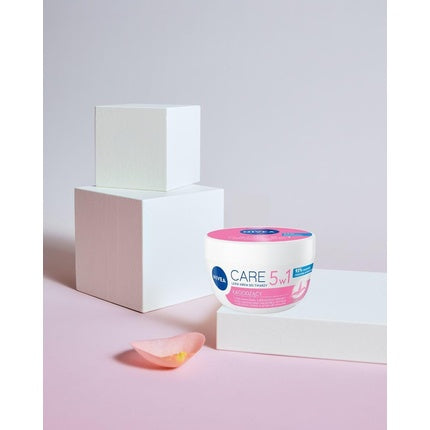 Cremă de față 3în1 Nivea Light, 100ml