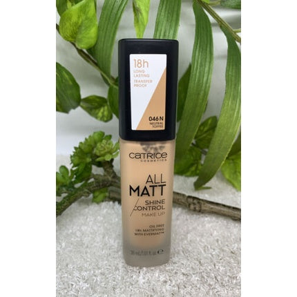 Fond de ten, Catrice, All Matt, Neutral Toffee