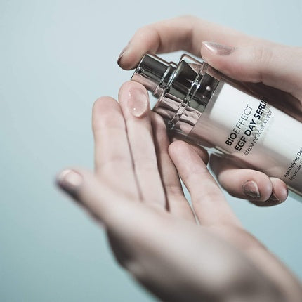 Ser Anti-Îmbătrânire Bioeffect EGF Day, 30ml, alb