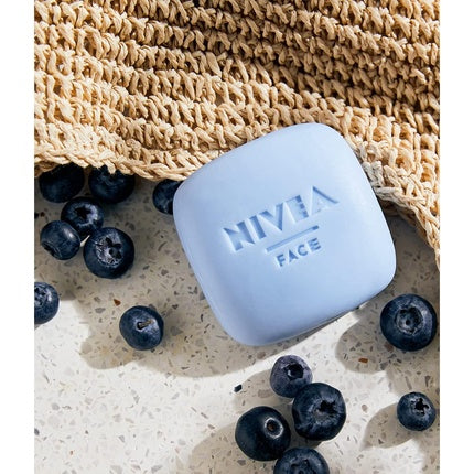 Demachiant solid, Nivea, Naturally Clean, 75g