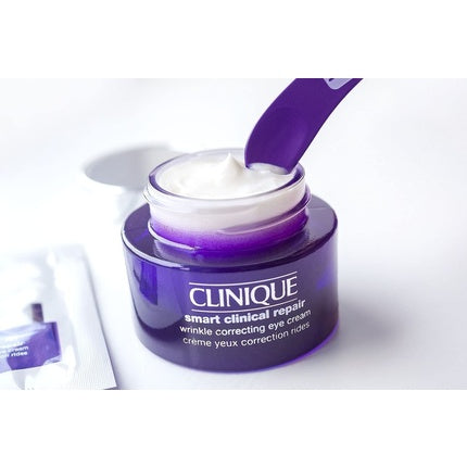 Cremă corectoare riduri ochi, Clinique, Smart Clinical Repair, 30ml