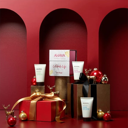 Set Îngrijire Corp, Ahava, Love Triangle, 3 piese (alb)