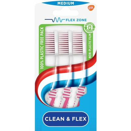 Periuță de dinți Aquafresh Clean & Flex, Medie, 3 bucăți