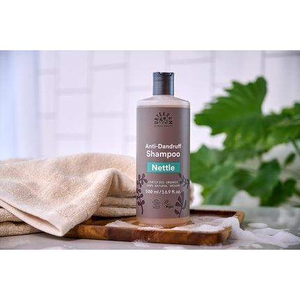 Șampon anti-mătreață Urtekram, urzică, 500ml