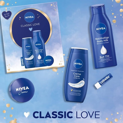 Set cadou ingrijire, Nivea Classic Love, cu produse hidratante