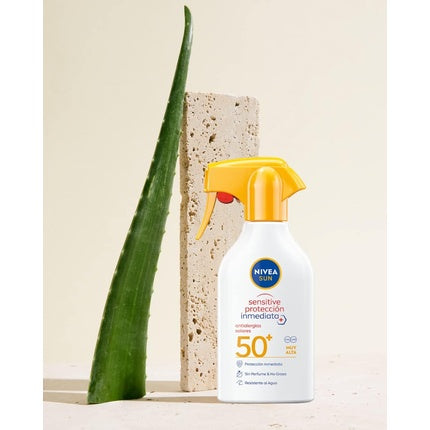 Spray protectie solara, Nivea, Sun Sensitive, alb-galben