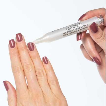 Corector Lac de Unghii, Artdeco, 4.5ml, argintiu