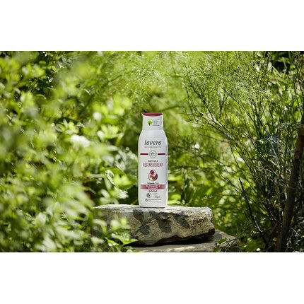 Lotiune de corp, Lavera, regeneranta, alb, 200ml