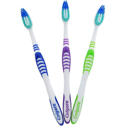 Periuțe de dinți Colgate Extra Clean, medii, set 3 bucăți