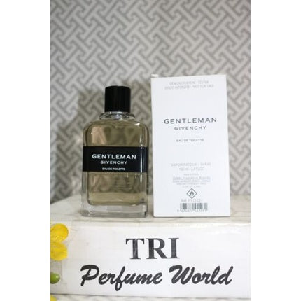 Eau De Toilette Givenchy Gentleman 3.3 fl.oz, sticlă transparentă
