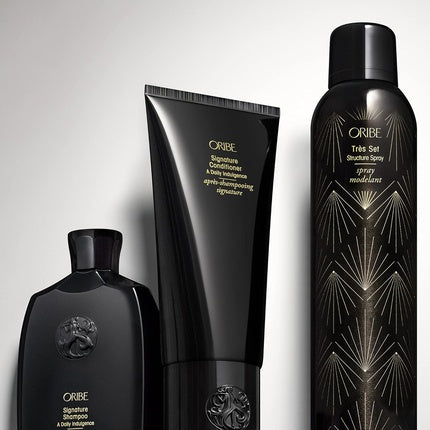 Spray fixare machiaj, Oribe Très Set, 327g