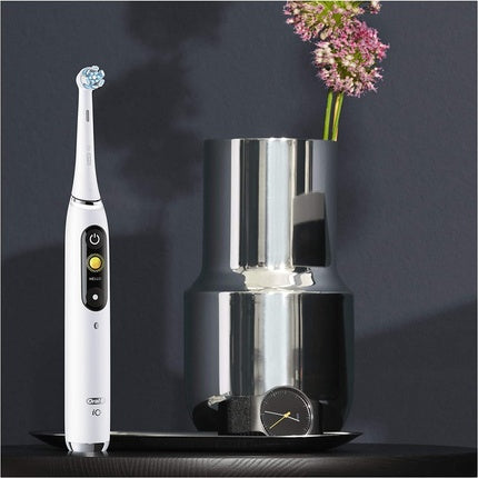 Periuță electrică Oral-B iO Series 9N alb alabastru