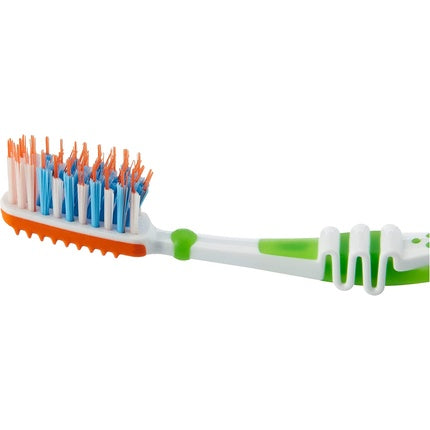 Periuță de dinți Aquafresh Deep Clean Medium, verde-portocalie