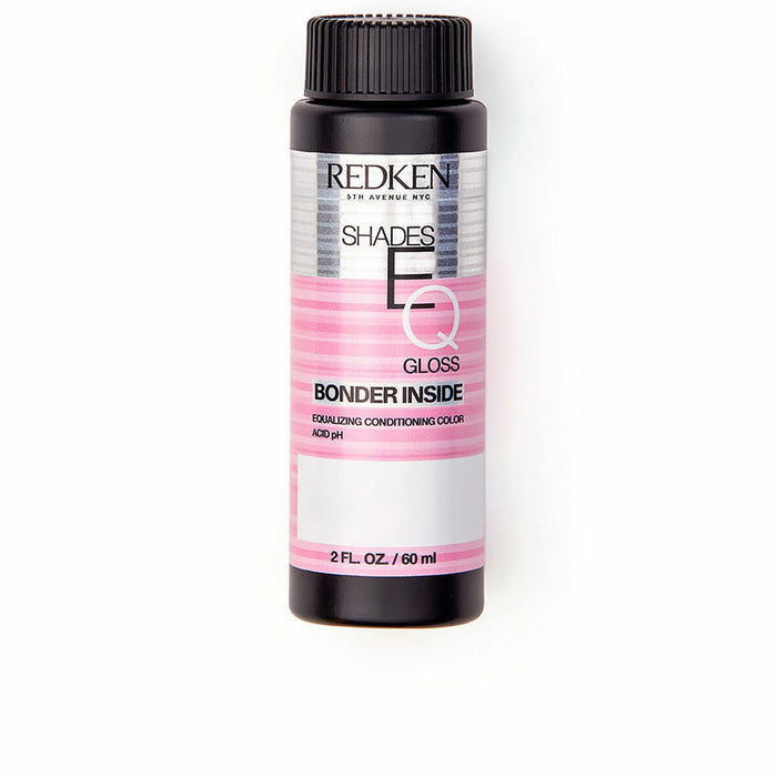 Vopsea demi-permanentă de păr Redken Shades EQ Gloss Bonder Inside, nuanța 010VV Lavender Ice, 60 ml