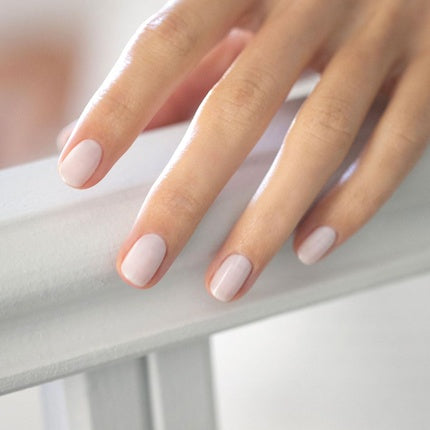 Lac de unghii Manucurist Milky White - Natural Classic 9-Free Vegan