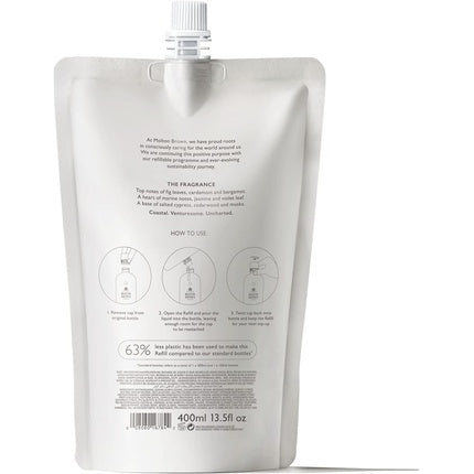 Gel de duș Molton Brown Coastal Cypress and Sea Fennel Refill, alb, 400ml