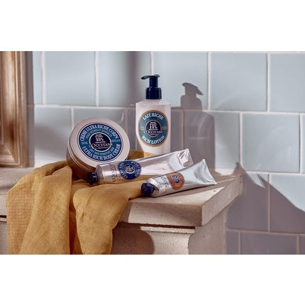 Loțiune Corp L'Occitane Shea Butter, Alb, 250ml