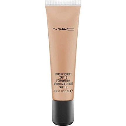 MAC Studio Sculpt SPF 15 Long-Wearing Foundation, NW40