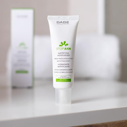 Cremă Matifiantă, Babé, Stop AKN, 50ml