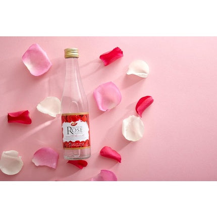Dabur Premium Red Rose Water, Spray facial, 250ml, sticlă transparentă, etichetă roșie