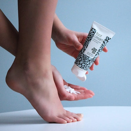 Cremă picioare, Australian Bodycare, ulei arbore de ceai, design floral