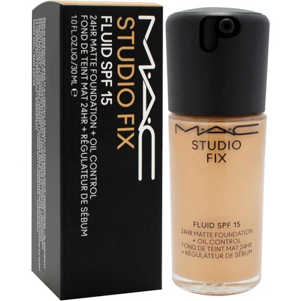 Fond de ten, Mac Studio Fix Fluid, SPF 15, NC40