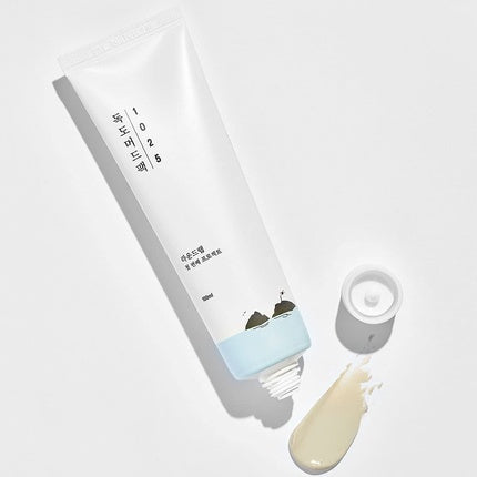 Pack facial exfoliant ROUND LAB Dokdo Mud Pack, formula naturală neîmprospătată, 100 ml