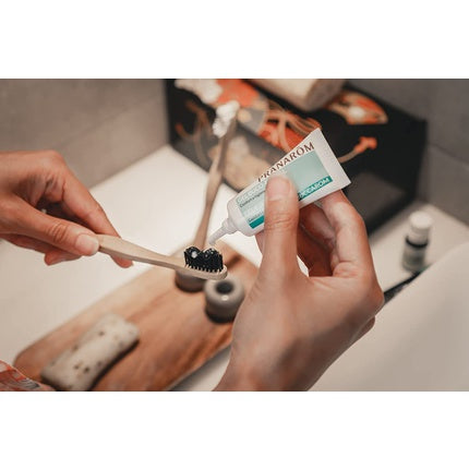 Gel Dental Pranarôm Buccarom, 15g, alb