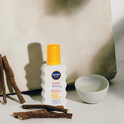 Spray protecție solară, Nivea, SPF 50+, alb