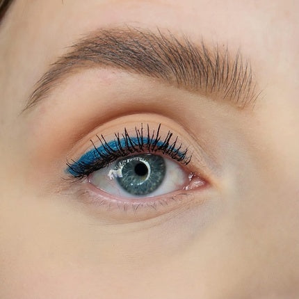 Eyeliner Sandstone Scandinavia Blue Ice rezistent apă