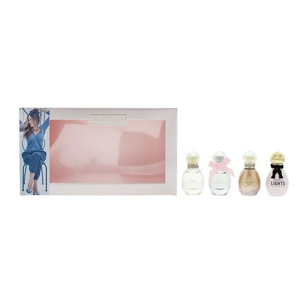 Set Cadou Parfumuri Sarah Jessica Parker Lovely 4 Piece Gift Set pentru femei, 4x5ml
