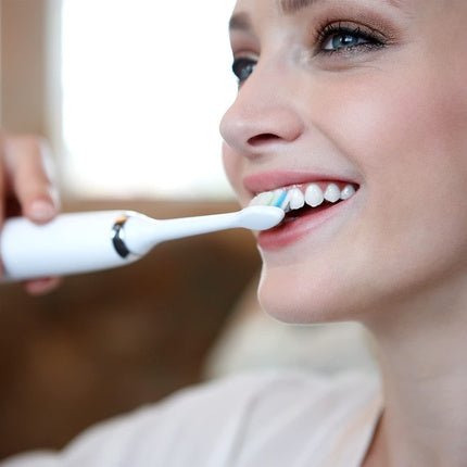 Capete de Periuță de Dinți, Philips Sonicare W2 Optimal White, Model HX6068/12, 8 buc