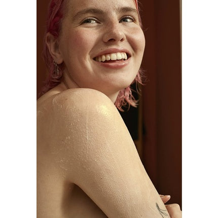 Crema de duș Almond Milk, The Body Shop, ambalaj verde, 250 ml