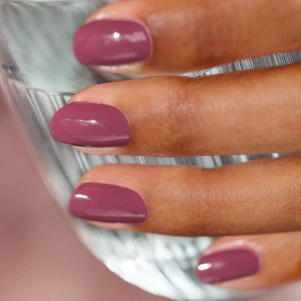 Manucurist Green Flash UV Nail Polish Victoria Plum HEMA Free, Gel Polish, Culoare Plum, Capacitate 10ml