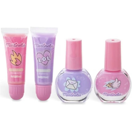 Set cosmetice Martinelia Super Girl, cutie roz, conține lac de unghii, gel de buze, gel de corp