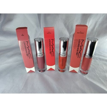 Ruj MAC Locked Kiss Ink Waterproof - Culoare Coral, 3.2ml