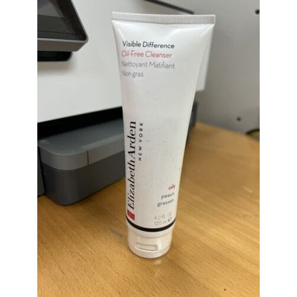 Spumă Curățare, Elizabeth Arden, Oil-Free, alb, 125ml