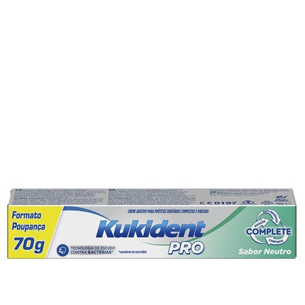 Cremă adezivă pentru proteze dentare Kukident Pro Complete, aromă neutră, 70 g