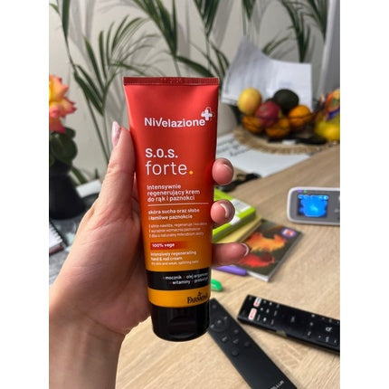 Cremă nutritivă Farmona Nivelazione S.O.S Forte, 69 g