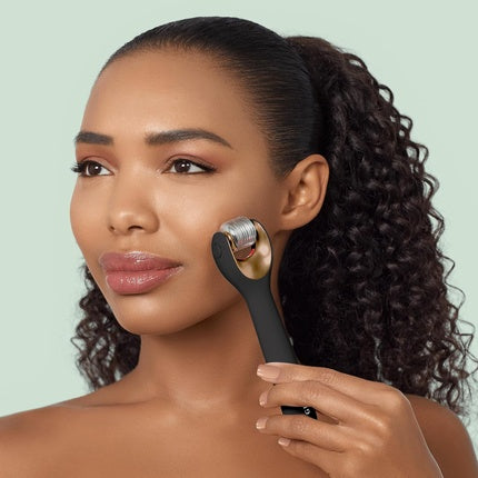 Roller facial microneedling, Geske, cu cuarț roz