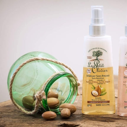 Lichid de îngrijire fără clătire Le Petit Olivier cu uleiuri naturale 150ml