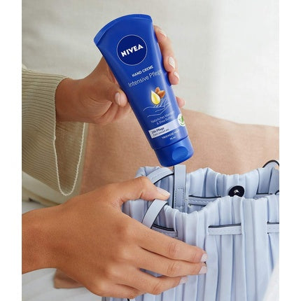 Cremă de Mâini NIVEA Intensive Care cu Ulei de Migdale și Unt de Shea, 100 ml