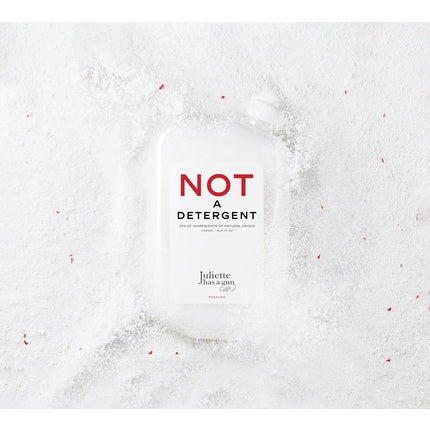 Parfum, Juliette Has A Gun, Not a Detergent, alb