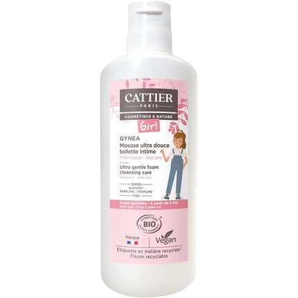 Spumă intimă Cattier Gynea Girl Ultra Soft pentru fete de la 3 ani la pubertate, 150ml