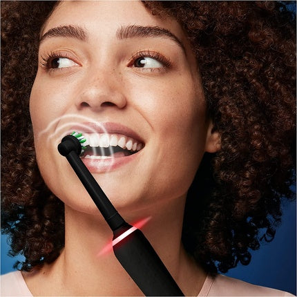 Periuță electrică Oral-B, PRO 3 3500, negru, cu carcasă florală