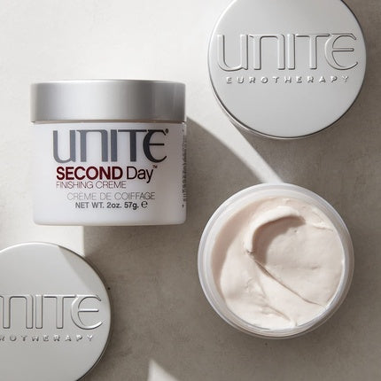 Cremă de coafat Unite Second Day Finishing Cream, 2 oz
