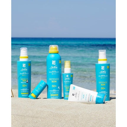 Fluid de față, Bionike, Defence Sun SPF 30, rezistent la apă, 50 ml
