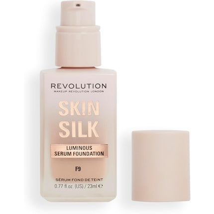 Fond de ten, Makeup Revolution, Skin Silk, cu acid hialuronic, 23ml