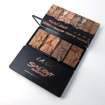 Paletă iluminatoare L.A. Girl Sunlight Sensation, culori bronzate, ambalaj negru